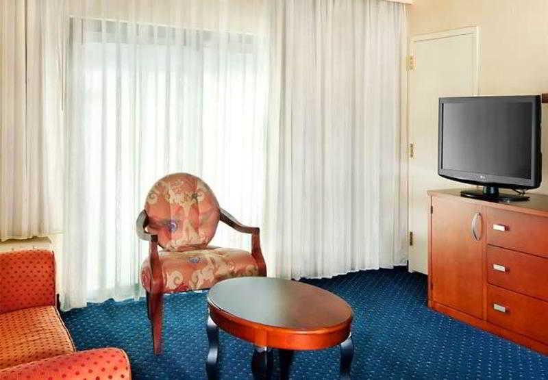 Courtyard By Marriott Dallas Richardson At Spring Valley Quarto foto