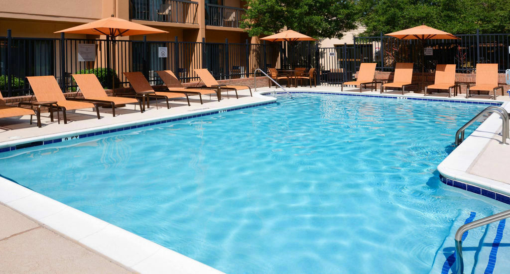 Courtyard By Marriott Dallas Richardson At Spring Valley Exterior foto